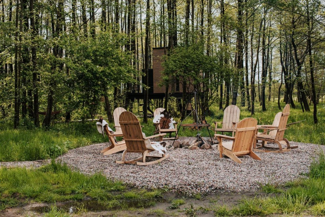 Dziki Las - Domki Na Drzewach Miłomłyn Exterior foto